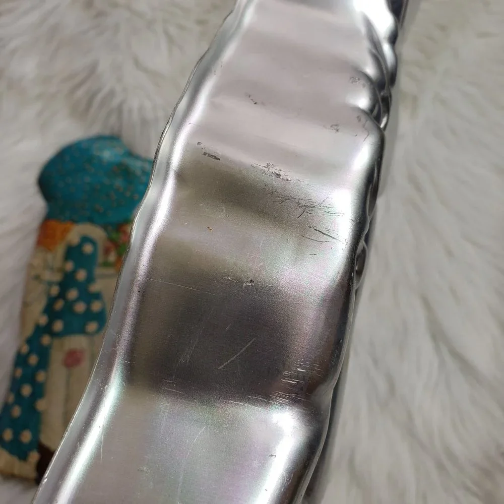 Vintage 1975 Wilton Party pan Holly Hobbie metal‎ cake mold